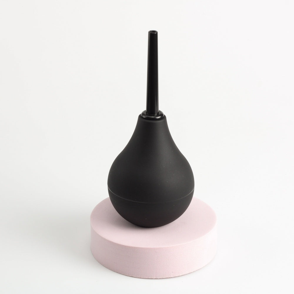 Enema portatil para limpieza anal antes de la intimidad